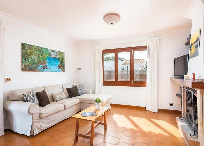 Tolo 3 Bedroom Villa, Cala'n Blanes Villa Cala'N Blanes (Menorca)