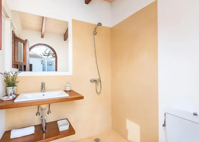 Tolo 3 Bedroom Villa, Cala'n Blanes Villa Cala'N Blanes (Menorca)